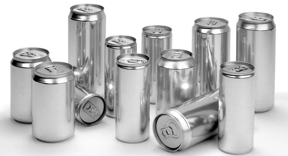 Silver aluminium beverage cans supplied by Akshar Products